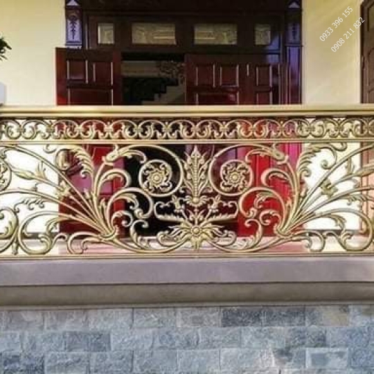 Lan can hoa văn ấn tượng